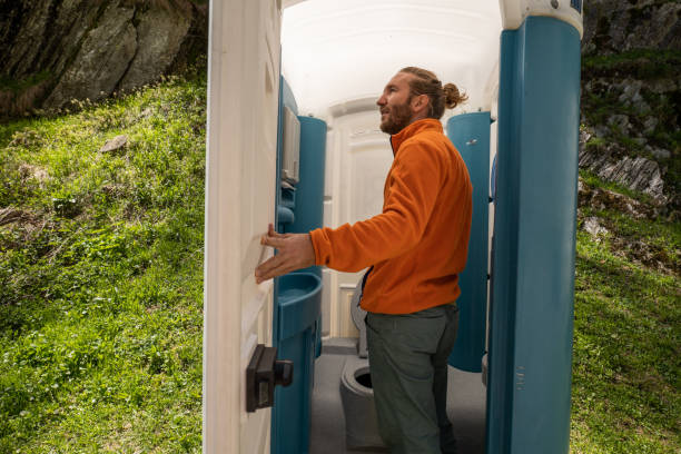 Best Porta potty rental near me  in Clendenin, WV